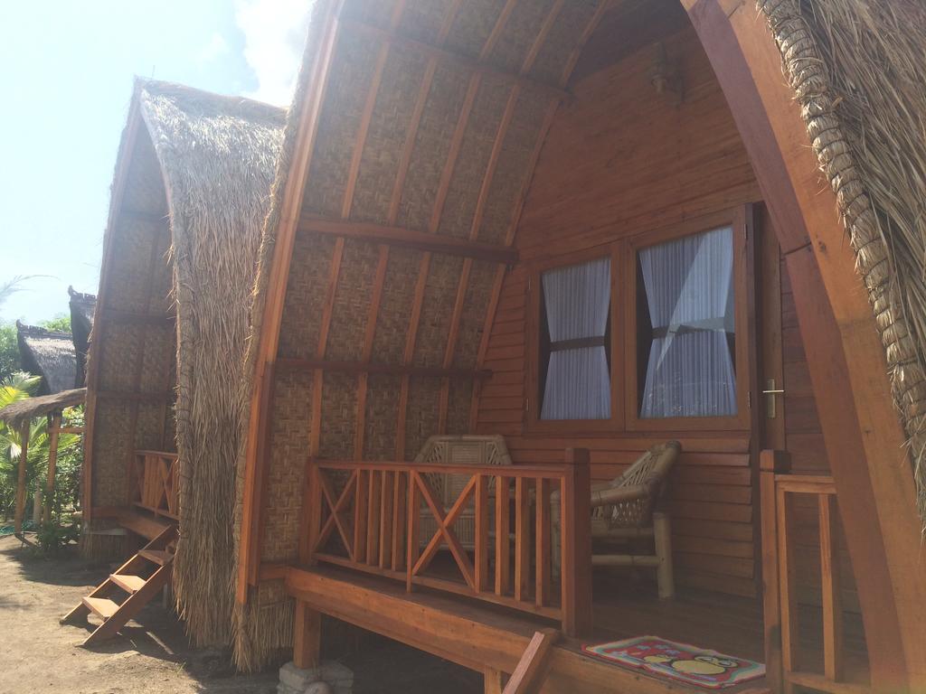 Damai Bungalows Gili Air Buitenkant foto