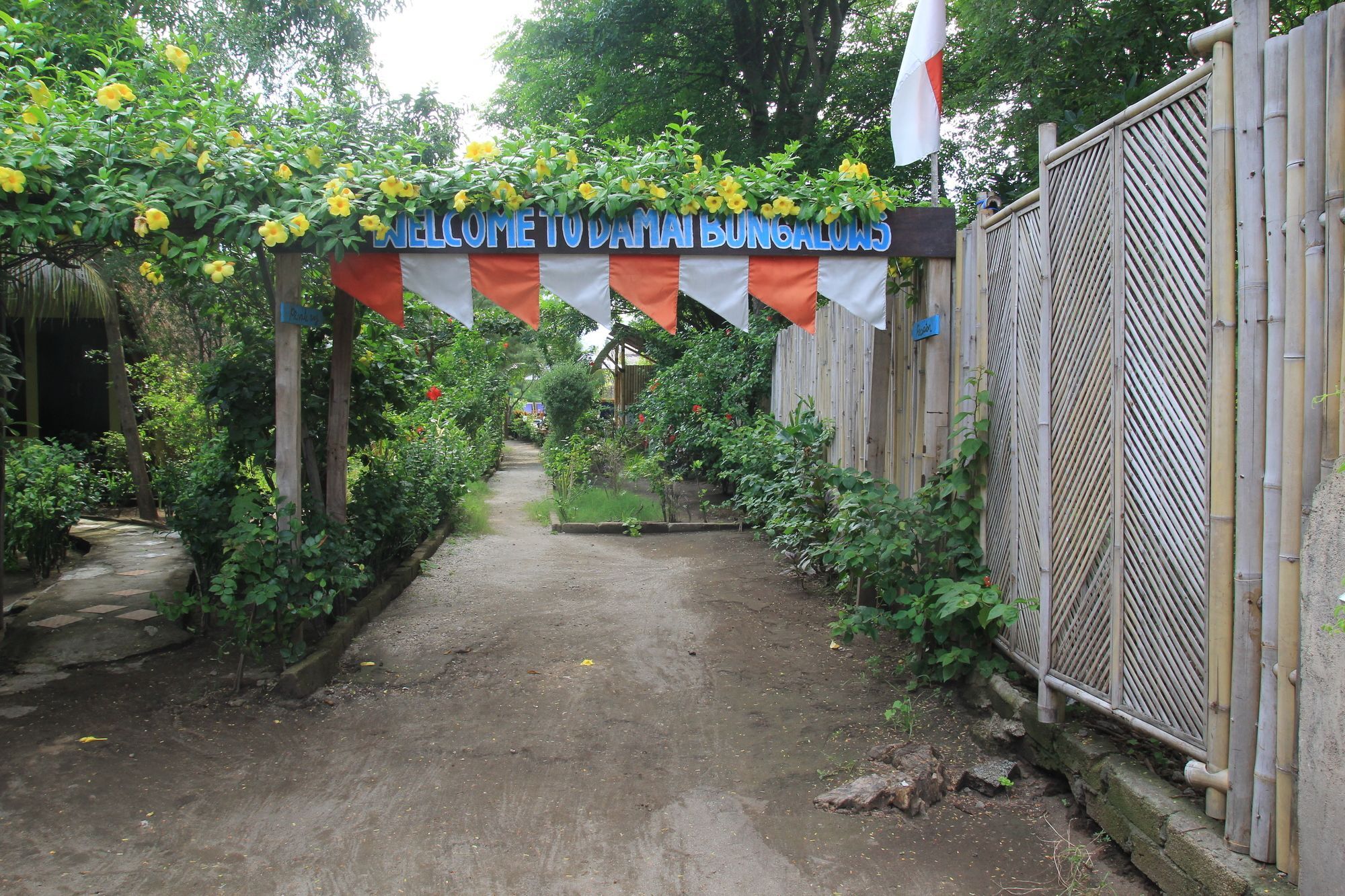 Damai Bungalows Gili Air Buitenkant foto